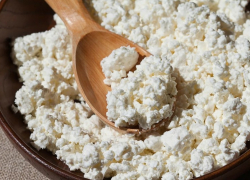 Астраханская торговая фирма отправила в магазины 87 килограммов испорченного творога