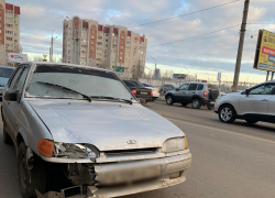 21-летний водитель сбил пожилую астраханку