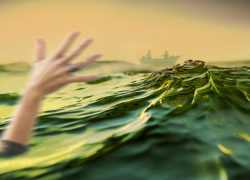 В Астрахани обнаружили тело утонувшего мужчины