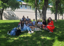 Для слабослышащих астраханцев создали специальный канал службы 112 