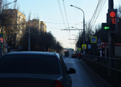 С какой скоростью едет Астрахань?