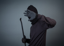  В Астрахани сотрудника подозревают в краже имущества у собственной компании