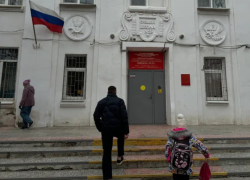 В Астраханской области открылось больше 200 вакансий для учителей и педагогов