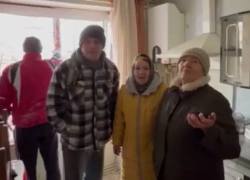 Жители ЛНР поблагодарили астраханского губернатора за ремонт и медикаменты