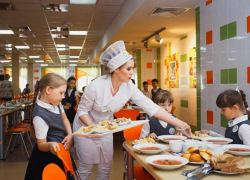 Астраханскую среднюю школу оштрафовали на 30 тысяч рублей за нарушения в школьном меню