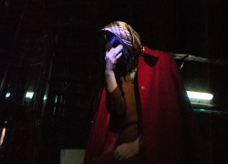 Астраханец выбил матери глаз