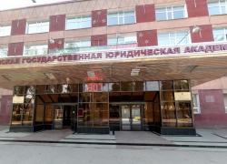 Астраханским студентам СГЮА поможет «волшебная» кнопка