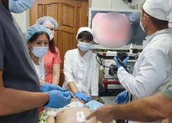 Астраханские врачи применяют новый метод установки гастростомы