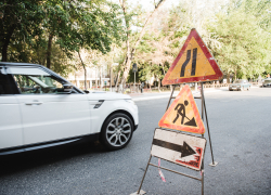 В Астрахани нашли подрядчиков для ремонта дорог﻿