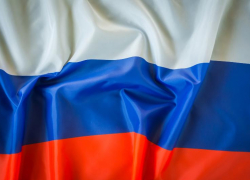В небо над Астраханской областью запустят тысячи бумажных змеев цвета триколора