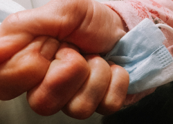 Почти 300 астраханцев оштрафовали за пренебрежение масками