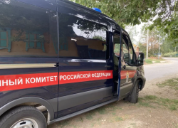 В Астрахани халатность организатора концерта привела к падению девочки со сцены