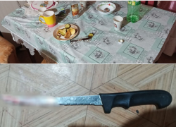 Астраханка воткнула нож в шею знакомого на глазах у своего брата