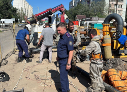 В Астрахани на улице Куликова во время ремонта канализации погибли двое рабочих
