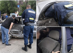 Астраханские спасатели вызволили пострадавшего ребенка из поврежденного авто