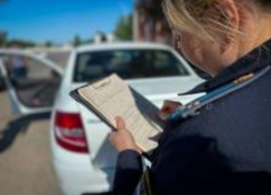 Астраханец лишился гаража за долг в 480 тысяч рублей