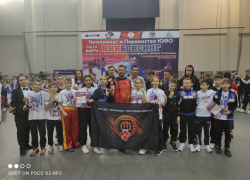 Астраханские спортсмены привезли 32 медали с Чемпионата и Первенства ЮФО по кикбоксингу