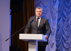 Игорь Бабушкин поздравил сотрудников астраханского ПФР с профессиональным праздником