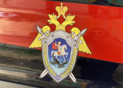 Угодивший под колесо трактора астраханец скончался в больнице