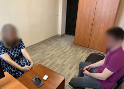 Астраханка приютила родственника и лишилась 1,3 миллиона рублей