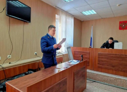 В Астраханской области осудили двух работников ЖКХ за мошенничество