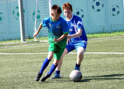 В Астрахани начались футбольные соревнования "Кожаный мяч"
