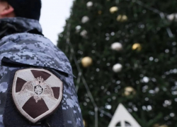 В Астрахани росгвардейцы снова помогли женщине