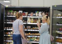 Названы продукты, которые в Астрахани стали дешевле: некоторые очень порадовали