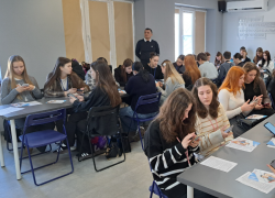 В Астраханской области студентам с риском нетрудоустройства помогут найти работу