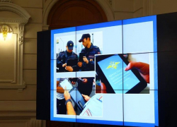 Астраханский губернатор поддержал создание цифровых профилей иностранцам