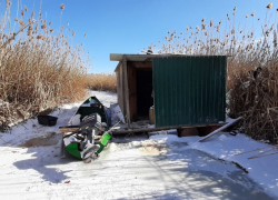 Замерзшие во льдах: пограничники спасли астраханцев от смерти 