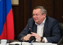 Игорь Мартынов рассказал астраханским журналистам о важных законах