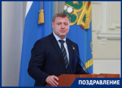 Губернатор Игорь Бабушкин поздравил астраханцев с Днем защитника Отечества