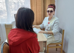 Девочке из Астрахани удалили из живота опухоль, которая росла 2 года