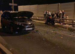 В Астрахани на Кирикилинском мосту случилось тройное ДТП с пострадавшим