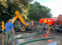 В Астрахани из-за аварии без воды остались десятки улиц и несколько посёлков
