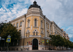 В здании Астраханской консерватории отреставрировали аварийную кровлю 