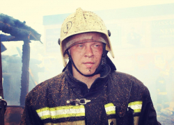 Астраханские пожарные ликвидировали самый крупный пожар за последнее время