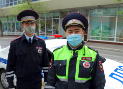 В Астрахани полицейские помогли спасти новорожденного 