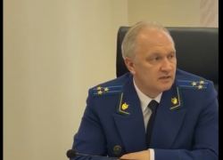 Астраханцу вынесли приговор за убийство сожителя матери в Новый год