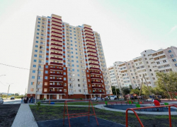 В Астрахани многоэтажный дом для переселенцев сдадут в конце августа