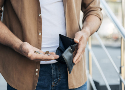 В Астрахани гендиректора строительной фирмы будут судить за долги перед дольщиками