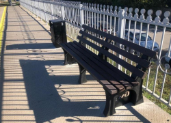 В Астраханской области установят 30 комплектов эко-урн и скамеек