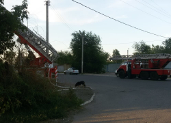 В Астрахани загорелась трансформаторная будка 