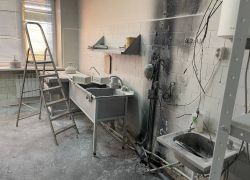 В Астрахани загорелось терапевтическое отделение в Кировской больнице 