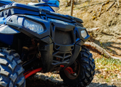 Под Астраханью при опрокидывании мотовездехода погиб ребенок