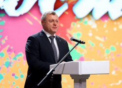 В астраханской облдуме приняли пакет законопроектов Игоря Бабушкина