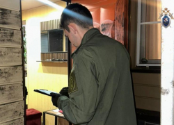 Астраханка заколола мужа и вызвала в дом полицию