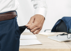 В стройфирме в Астрахани накопили миллионные долги по зарплатам 