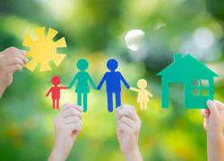 За пять месяцев 2023 года более 80 000 астраханских детей получили соцвыплаты